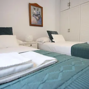 rentalsevilla-espacioso-apartamento-en-la-alameda-de-hrcules.es-andalucia.com/